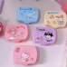 Caja de medicamentos de 6 compartimentos 12*10*3cm (Hello Kitty+Kuromi+Melody+Perro Yu Gui+Serie Pudding Dog) LU5018