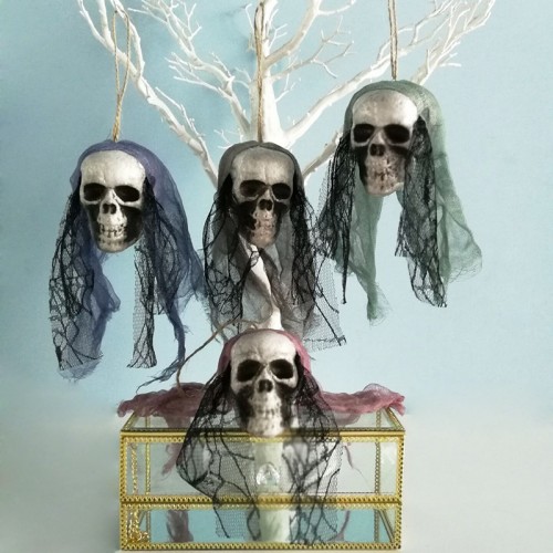 Decoración de halloween de cráneo colgante,Incluye cuerda 36CM,precio por paquete con 4 pzs colores surtidos WS197